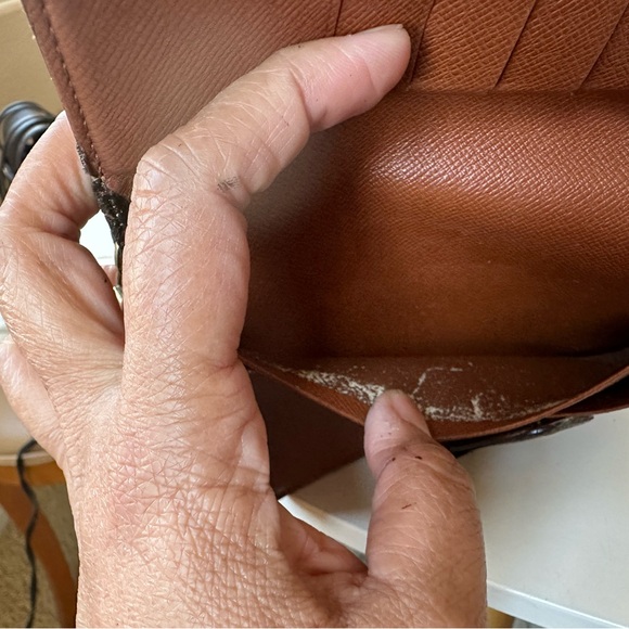 LV bifold wallet - Picture 8 of 16